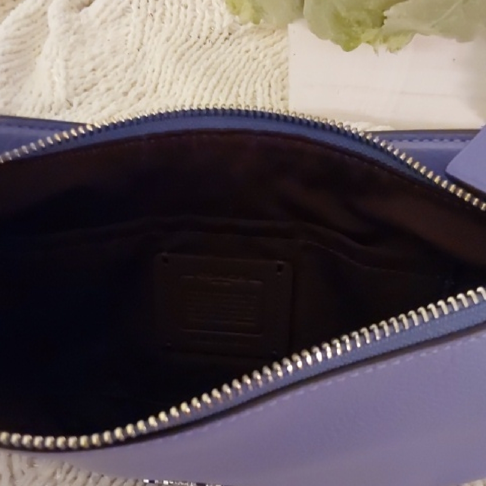 Coach Payton Hobo Bag in Lavender - Picture 7 of 7